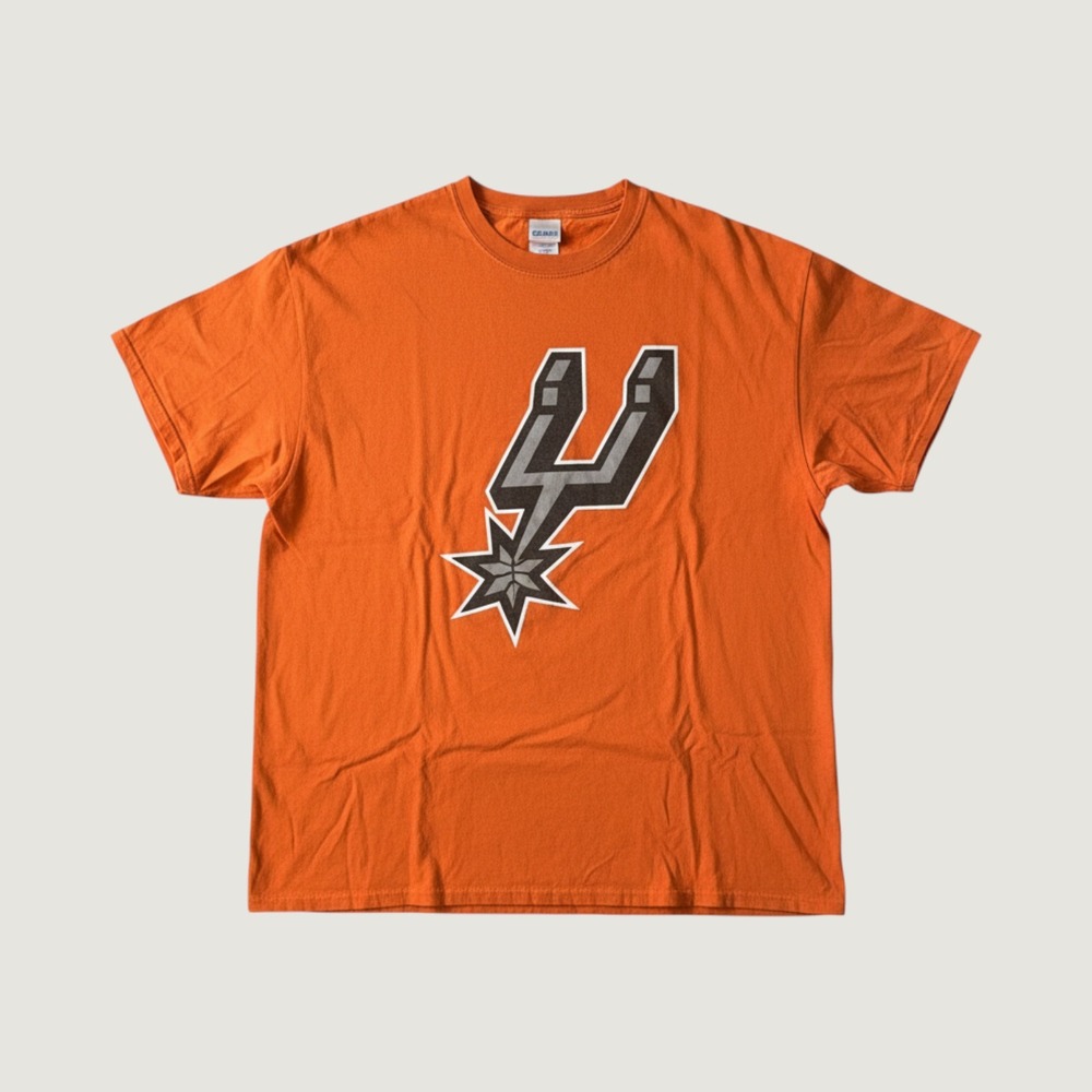 Gildan San Antonio Spurs Graphic T-Shirt Mens XL Orange Short Sleeve Crewneck